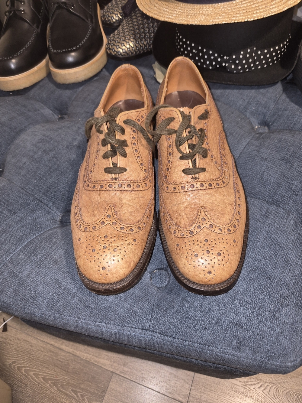 Vintage Church's Custom Grade Angus Wingtip Brogues UK 9/5 England